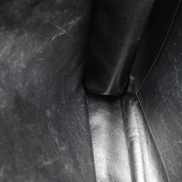 Chanel Cc Black Leather Tote Bag (Pre-Owned) - Picture 9 of 12